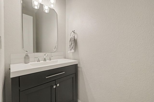 4206 Pico Norte Lane NE, Rio Rancho, NM 87124