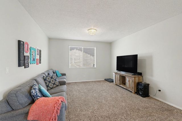 4206 Pico Norte Lane NE, Rio Rancho, NM 87124