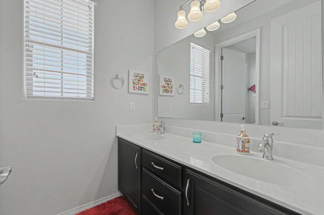 4206 Pico Norte Lane NE, Rio Rancho, NM 87124