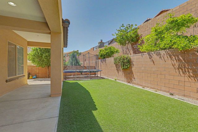 4206 Pico Norte Lane NE, Rio Rancho, NM 87124