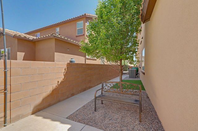 4206 Pico Norte Lane NE, Rio Rancho, NM 87124