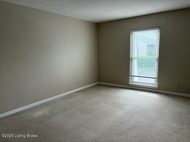 1503 La Fontenay Ct, Louisville, KY 40223