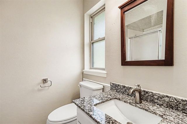 708 Red Oak Terrace, Edmond, OK 73003