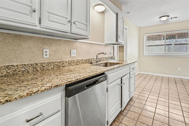 708 Red Oak Terrace, Edmond, OK 73003
