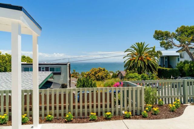 702 W 34th, San Pedro, CA 90731