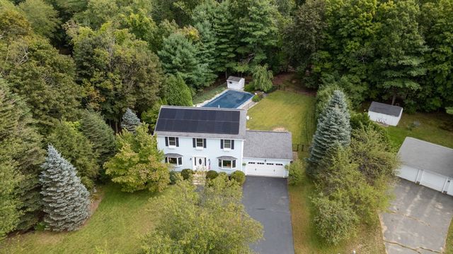 5 Carruth Dr, Northborough, MA 01532