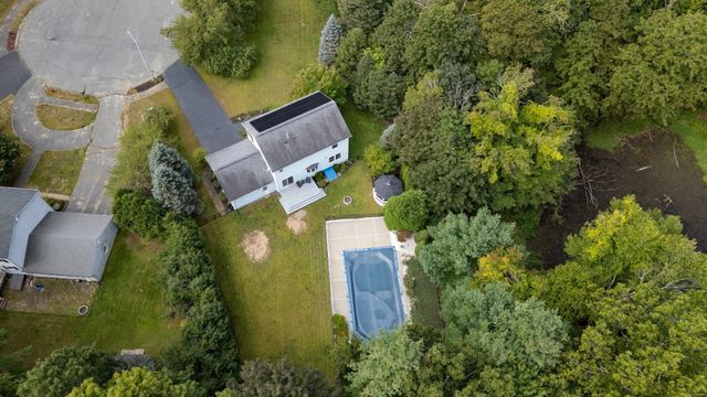 5 Carruth Dr, Northborough, MA 01532