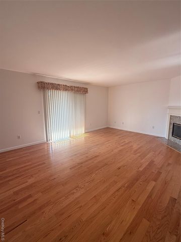 908 Scenic Lane, Poughkeepsie, NY 12603