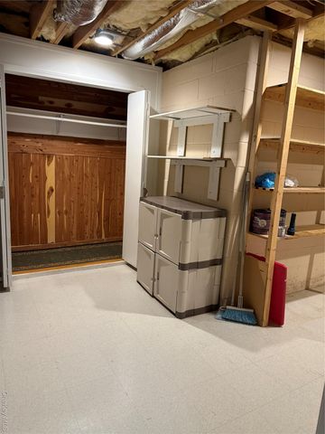 908 Scenic Lane, Poughkeepsie, NY 12603