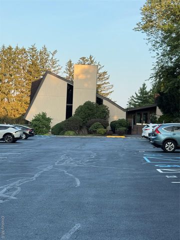 908 Scenic Lane, Poughkeepsie, NY 12603