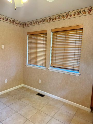 908 Scenic Lane, Poughkeepsie, NY 12603