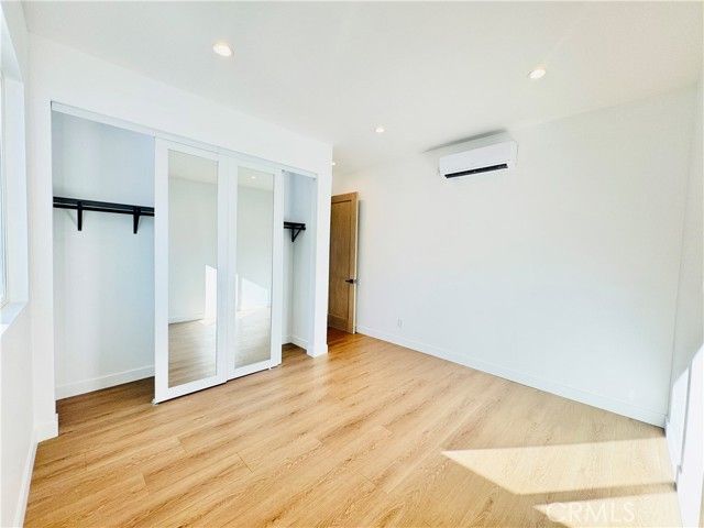 6858 Aura Avenue, Reseda (los Angeles), CA 91335