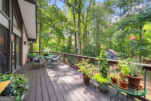 910 Freemanwood Lane, Milton, GA 30004
