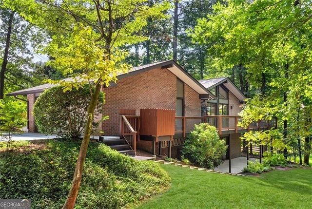 910 Freemanwood Lane, Milton, GA 30004