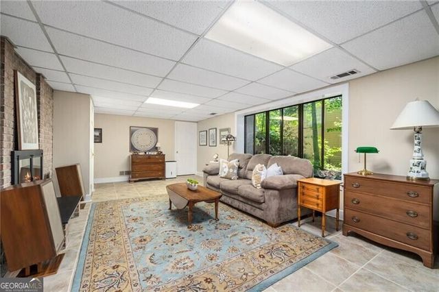 910 Freemanwood Lane, Milton, GA 30004