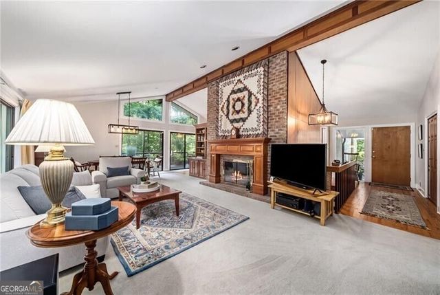 910 Freemanwood Lane, Milton, GA 30004