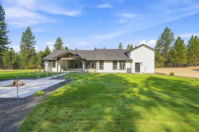 28230 N Hardesty Rd, Chattaroy, WA 99003