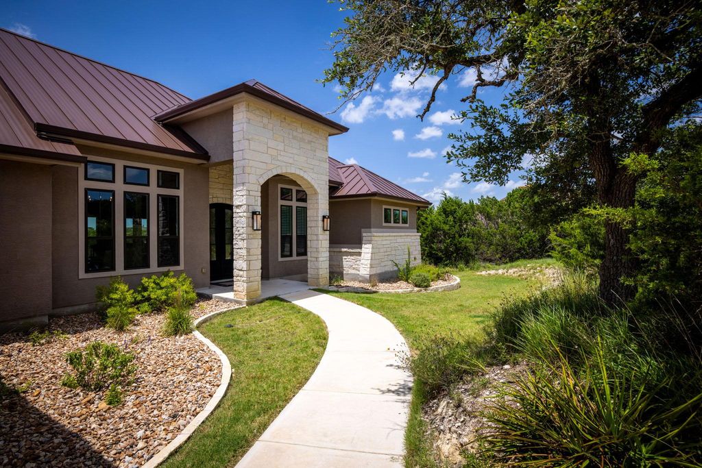 1471 Redcloud Peak DR, Canyon Lake, TX 78133