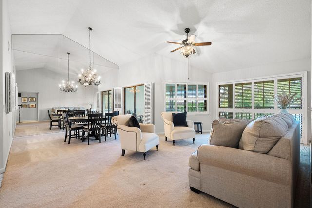 6403 SE Brandywine Court 223, Stuart, FL 34997