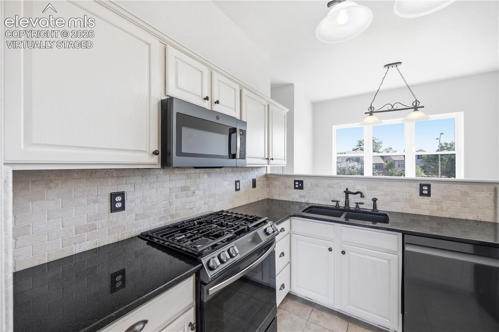 6650 Riata Court, Colorado Springs, CO 80922 — photo 2
