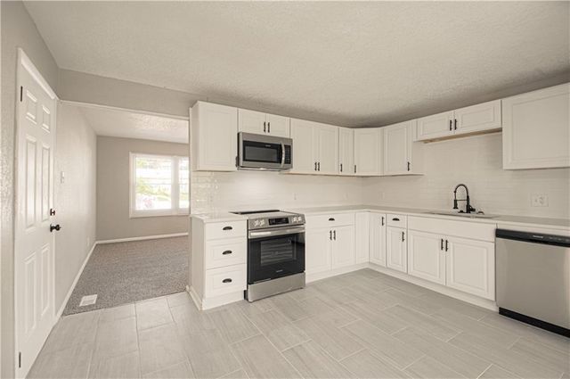 15324 Fuller Avenue, Grandview, MO 64030