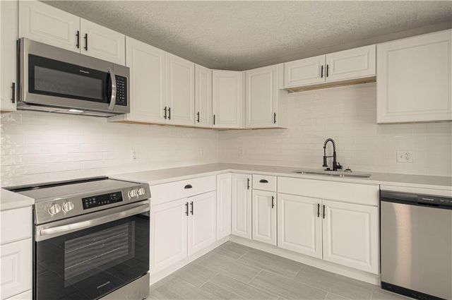 15324 Fuller Avenue, Grandview, MO 64030