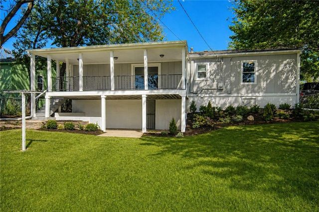 15324 Fuller Avenue, Grandview, MO 64030