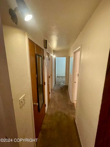 4312 E 6th Avenue, Anchorage, AK 99508