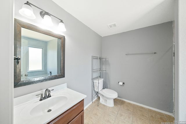 3612 Mistik Mdws, Selma, TX 78154