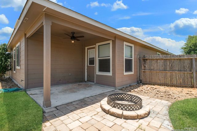 3612 Mistik Mdws, Selma, TX 78154