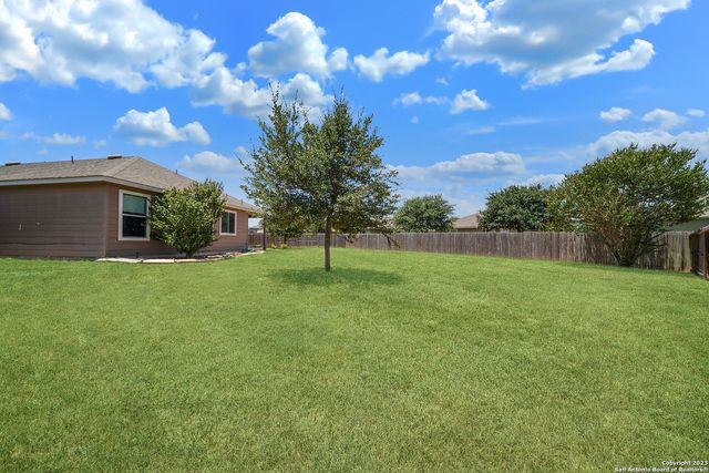 3612 Mistik Mdws, Selma, TX 78154