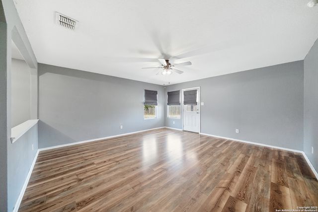 3612 Mistik Mdws, Selma, TX 78154