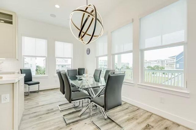 3814 Abalone Road, Galveston, TX 77554