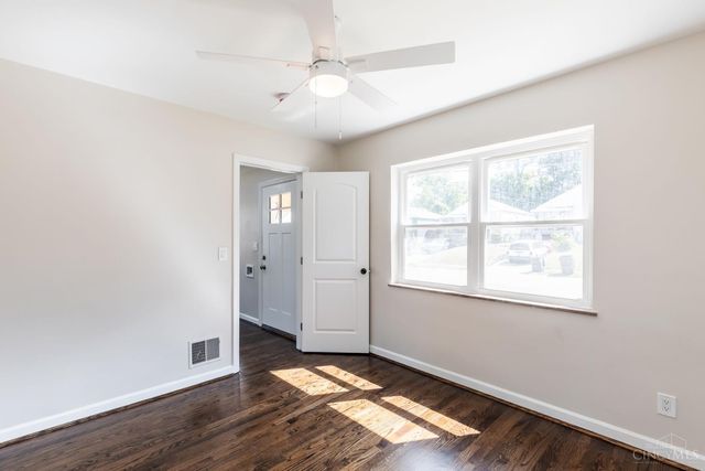 2524 Ardmore Avenue, Golf Manor, OH 45237