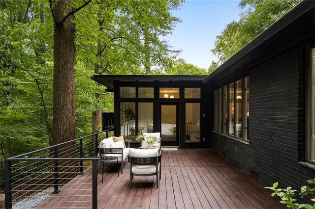922 Barton Woods Road NE, Atlanta, GA 30307