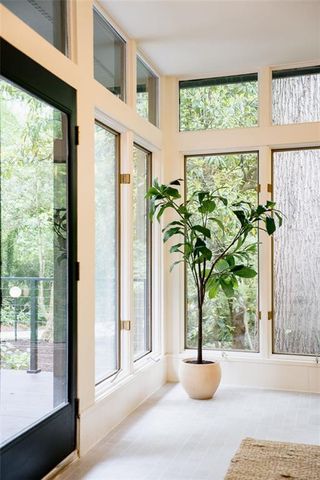 922 Barton Woods Road NE, Atlanta, GA 30307