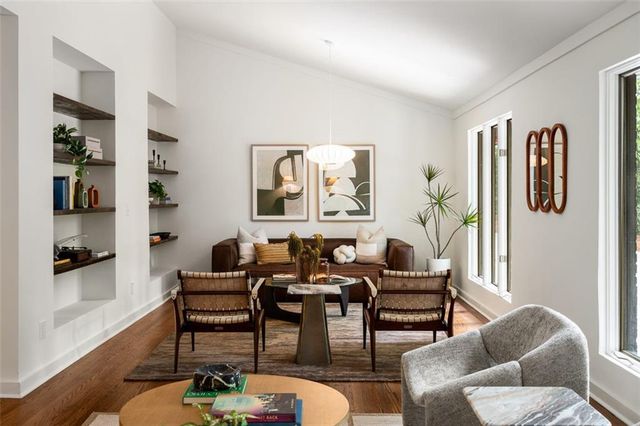 922 Barton Woods Road NE, Atlanta, GA 30307