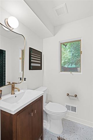 922 Barton Woods Road NE, Atlanta, GA 30307