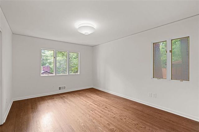 922 Barton Woods Road NE, Atlanta, GA 30307