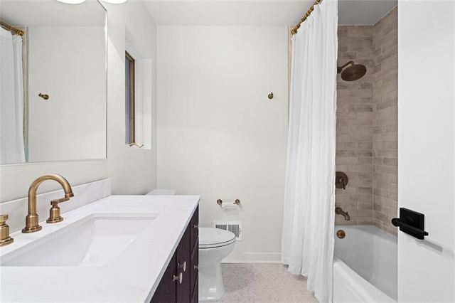 922 Barton Woods Road NE, Atlanta, GA 30307