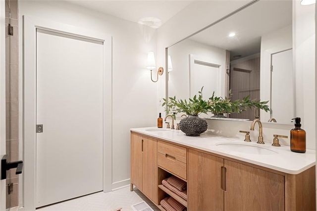 922 Barton Woods Road NE, Atlanta, GA 30307