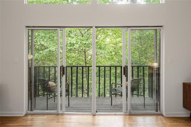 922 Barton Woods Road NE, Atlanta, GA 30307