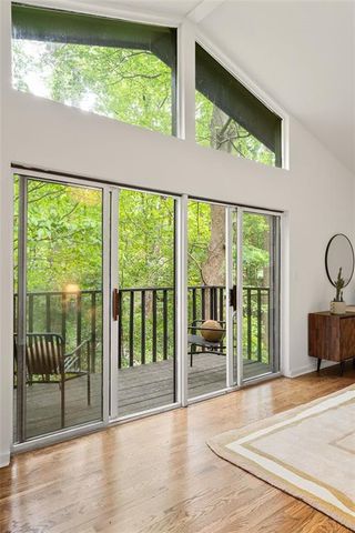 922 Barton Woods Road NE, Atlanta, GA 30307