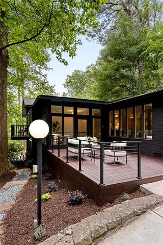 922 Barton Woods Road NE, Atlanta, GA 30307