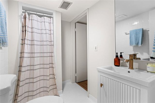 922 Barton Woods Road NE, Atlanta, GA 30307