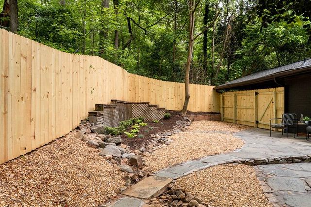 922 Barton Woods Road NE, Atlanta, GA 30307