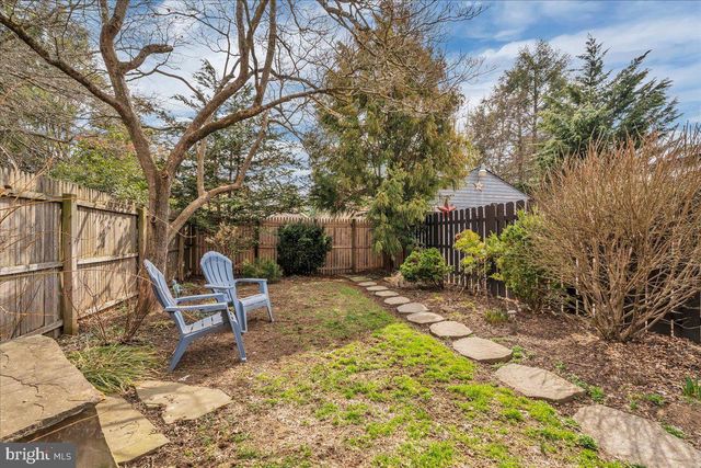 35 E HENDRICKSON AVE, Morrisville, PA 19067