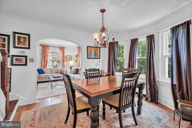 35 E HENDRICKSON AVE, Morrisville, PA 19067