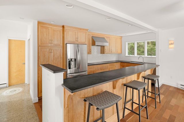 4210 Harbor Road, Shelburne, VT 05482