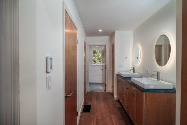 4210 Harbor Road, Shelburne, VT 05482